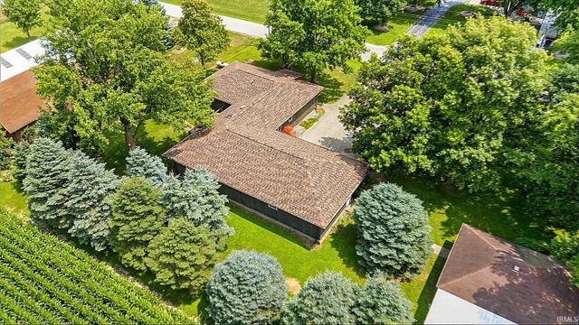 662 N 700 West, Tipton, IN 46072