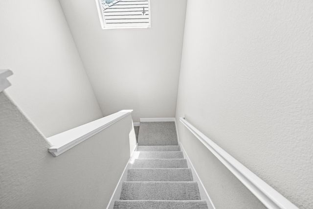 499 Red Sand Ct, Rocklin, CA 95765