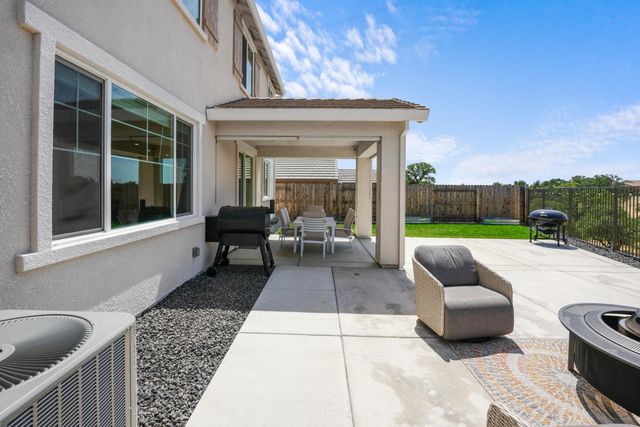 499 Red Sand Ct, Rocklin, CA 95765