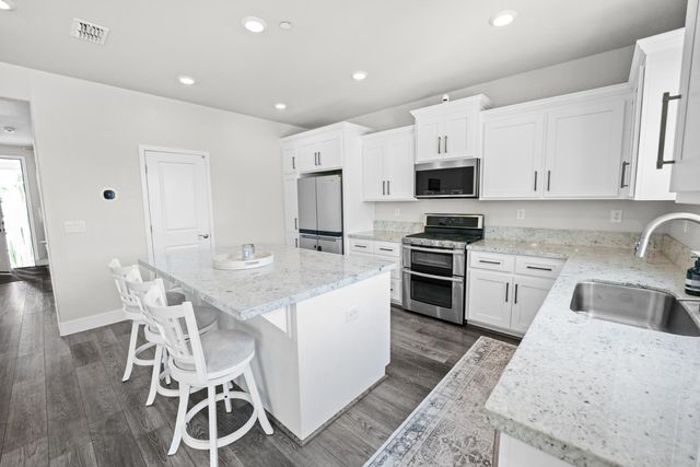 499 Red Sand Ct, Rocklin, CA 95765