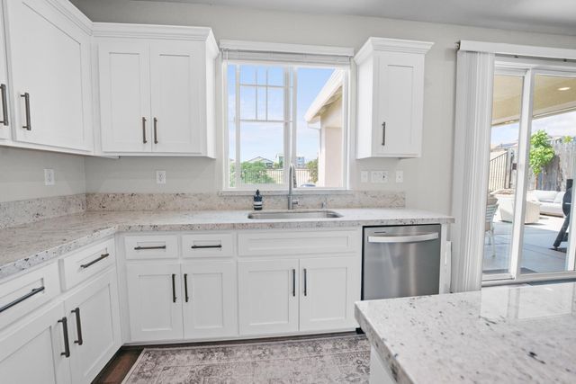 499 Red Sand Ct, Rocklin, CA 95765