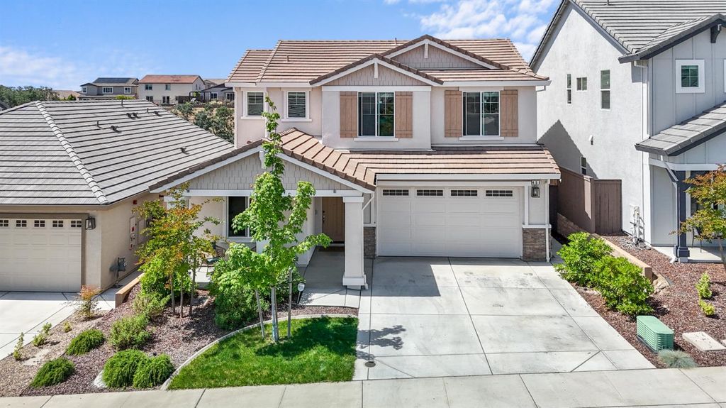 499 Red Sand Ct, Rocklin, CA 95765