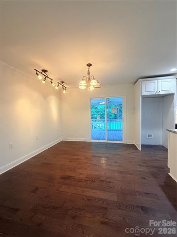 6081 Cambridge Drive, Harrisburg, NC 28075