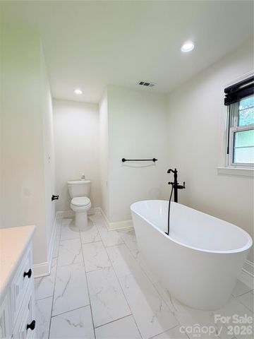 6081 Cambridge Drive, Harrisburg, NC 28075