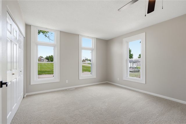 1405 5th Avenue, Marion, IA 52402