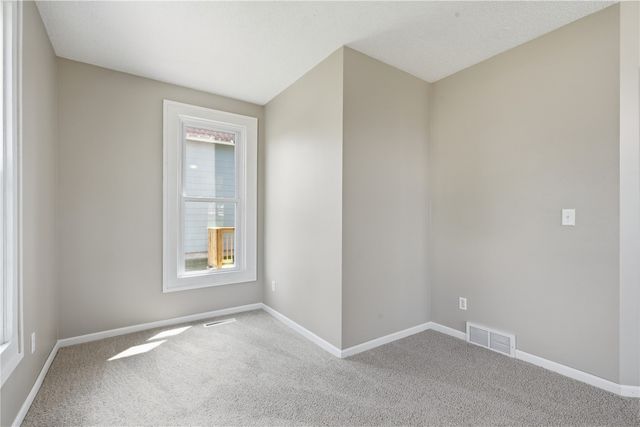 1405 5th Avenue, Marion, IA 52402