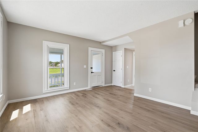 1405 5th Avenue, Marion, IA 52402