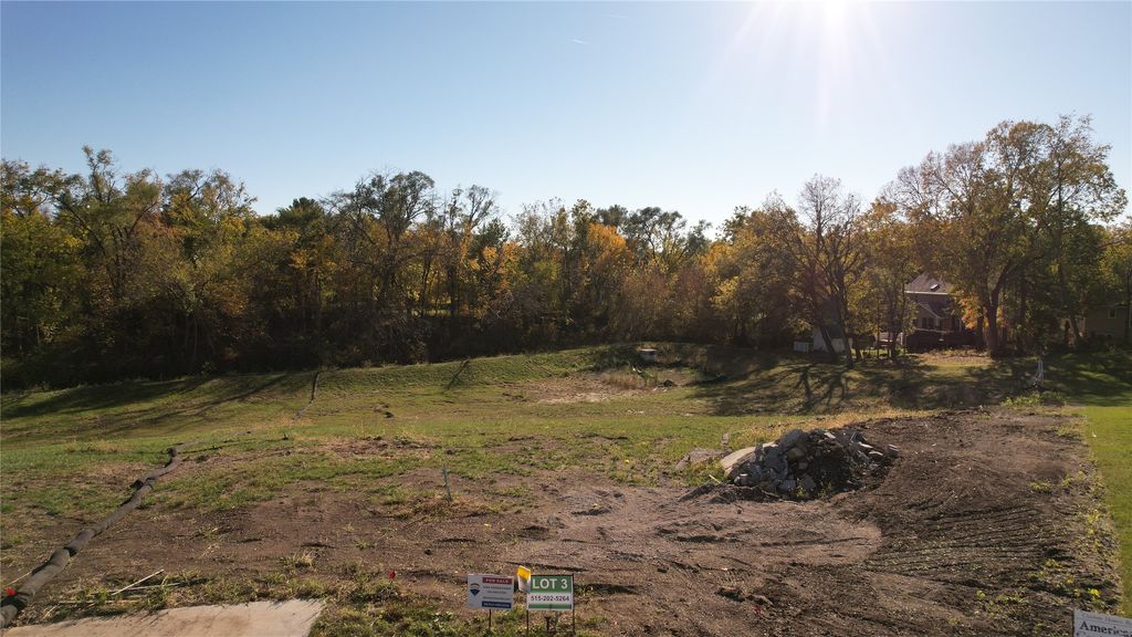 4500 90th Circle, Urbandale, IA 50322