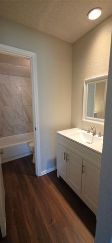 6717 Loma Vista Drive 6719, Fort Worth, TX 76133