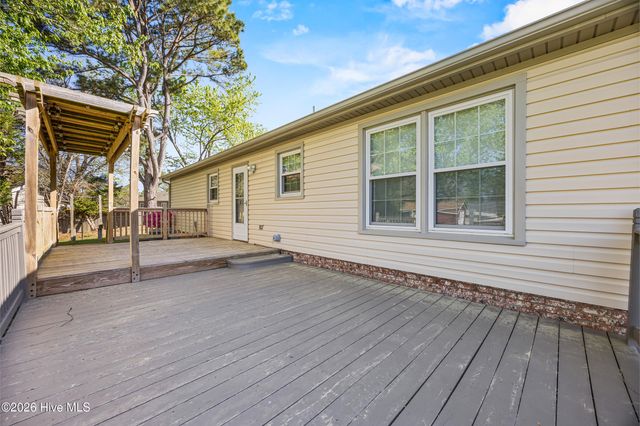 1107 Gould Road, Jacksonville, NC 28540