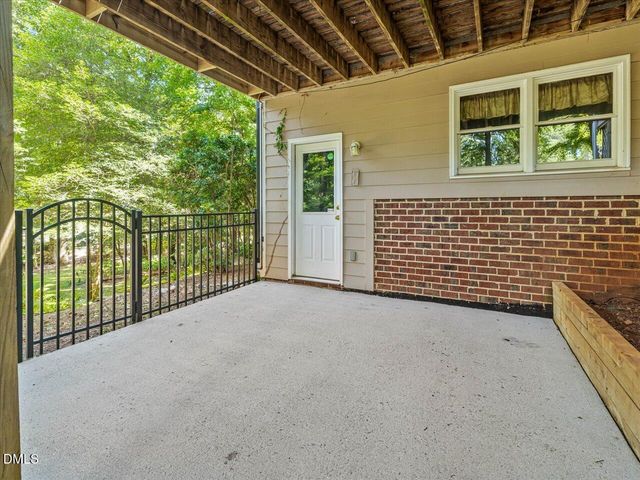 5420 Lake Edge Drive, Holly Springs, NC 27540