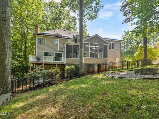 5420 Lake Edge Drive, Holly Springs, NC 27540