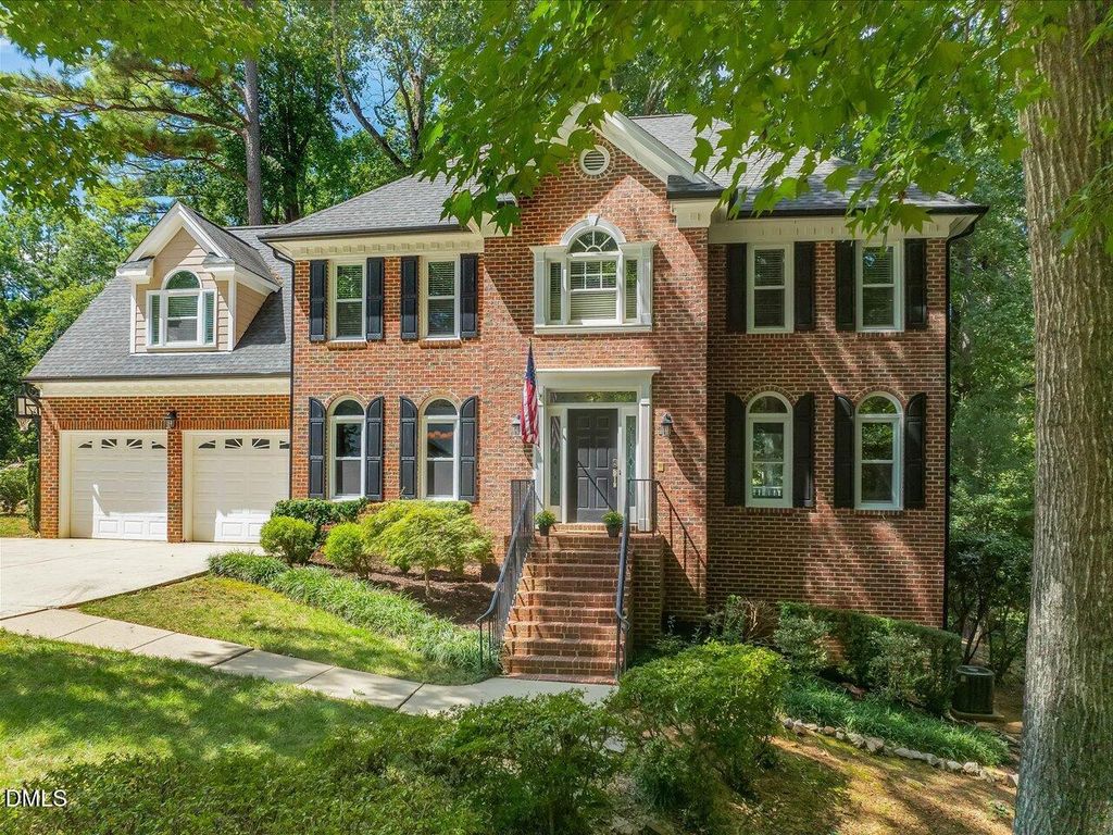 5420 Lake Edge Drive, Holly Springs, NC 27540