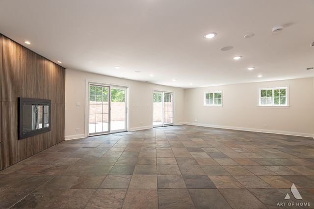 1635 Sequoia Trail, Glenview, IL 60025
