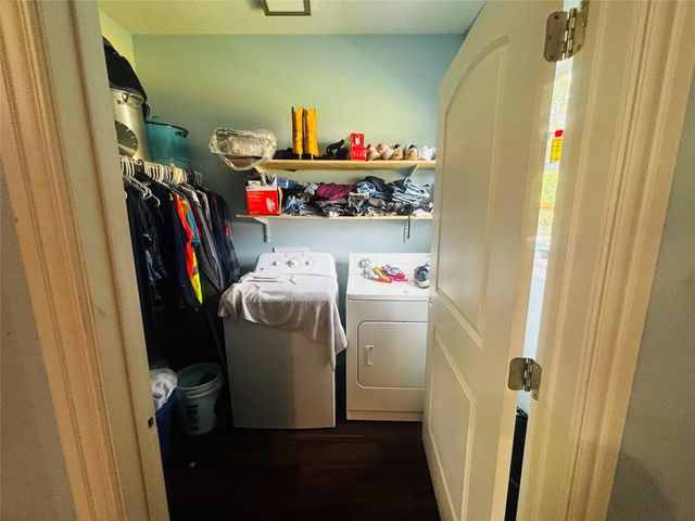 21201 South Street, New Caney, TX 77357