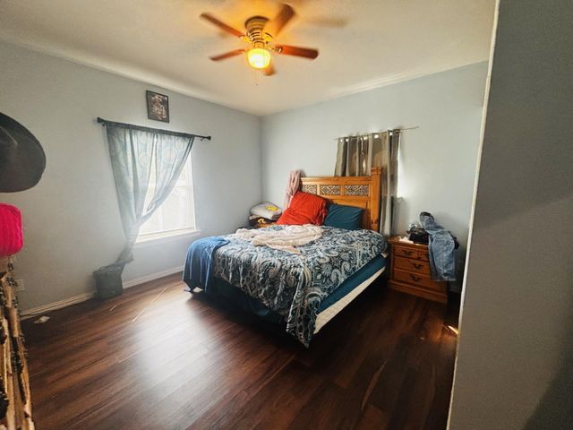 21201 South Street, New Caney, TX 77357