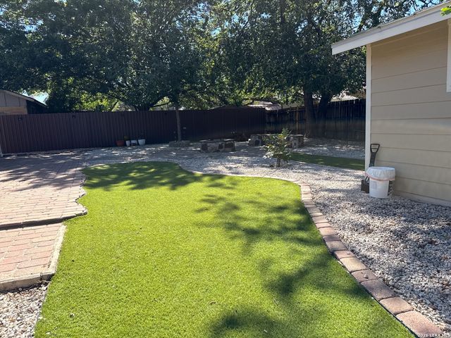 2814 BURNING HILL, San Antonio, TX 78247