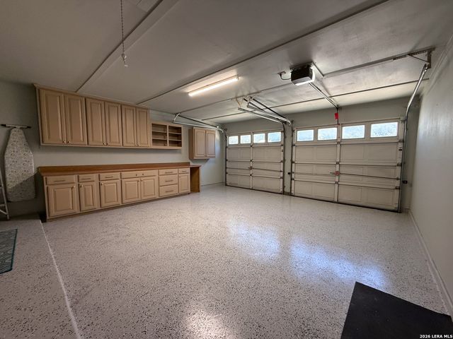 2814 BURNING HILL, San Antonio, TX 78247