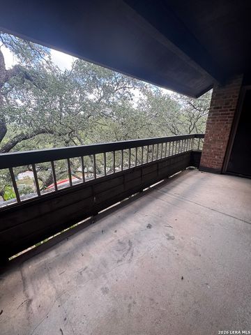 4212 Medical Dr Unit 423, San Antonio, TX 78229