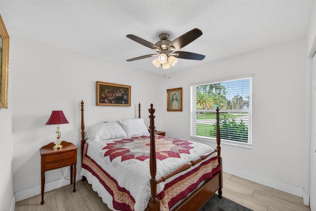 58 Providence Ln, Palm Coast, FL 32164