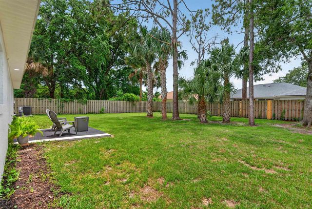 58 Providence Ln, Palm Coast, FL 32164