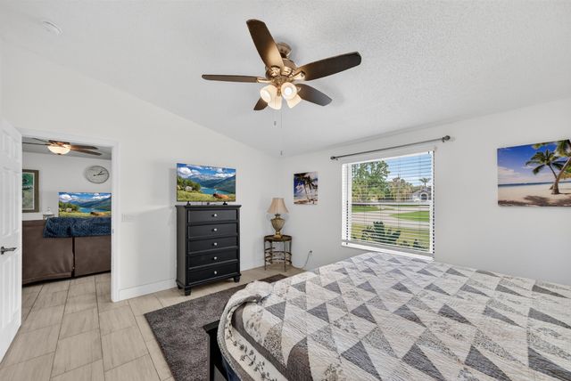 58 Providence Ln, Palm Coast, FL 32164
