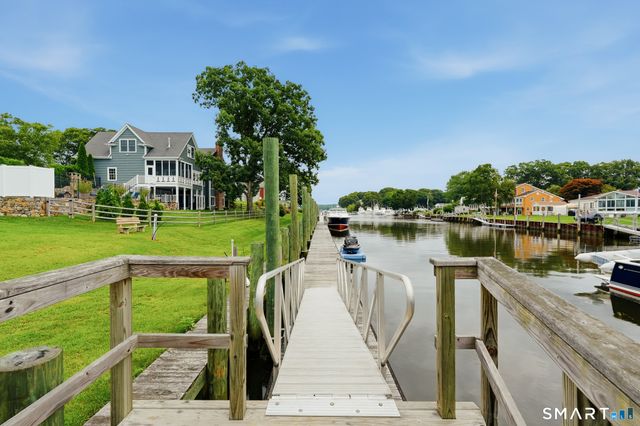 81 Essex Road, Old Saybrook, CT 06475