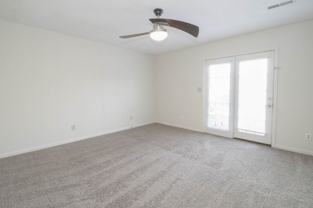 2000 Tynewood Drive, Clarksville, TN 37042