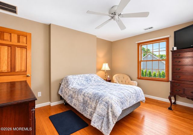 275 Ocean Boulevard, Atlantic Highlands, NJ 07716