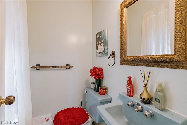 477 Snavely Road, Richmond Heights, OH 44143