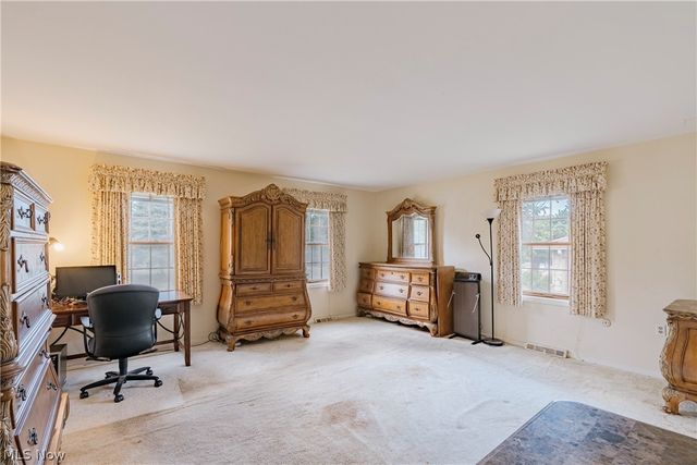 477 Snavely Road, Richmond Heights, OH 44143