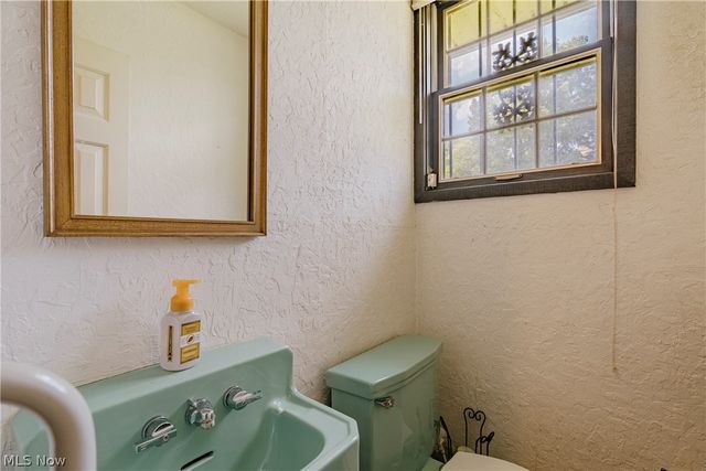 477 Snavely Road, Richmond Heights, OH 44143
