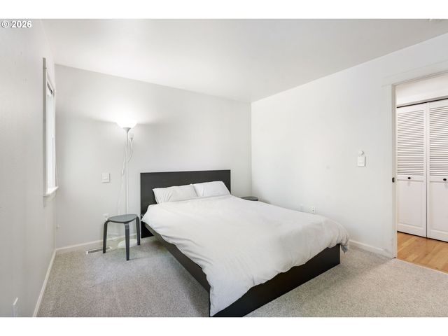 10247 Nw VILLAGE HEIGHTS Dr, Portland, OR 97229
