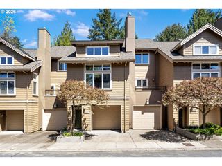 10247 Nw VILLAGE HEIGHTS Dr, Portland, OR 97229