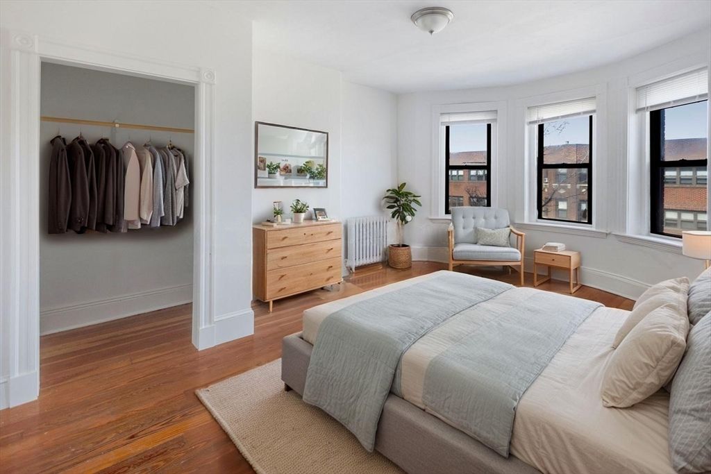 866 Huntington Ave 3, Boston, MA 02115