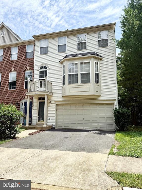 6731 DOROTHY GILES CT, Alexandria, VA 22315