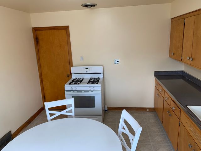 3826 Clarence Avenue, Berwyn, IL 60402
