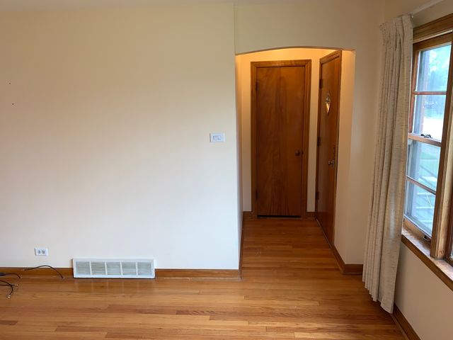 3826 Clarence Avenue, Berwyn, IL 60402