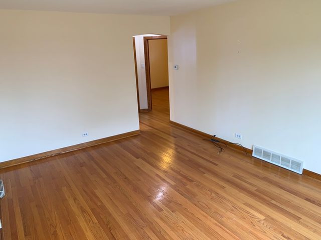 3826 Clarence Avenue, Berwyn, IL 60402