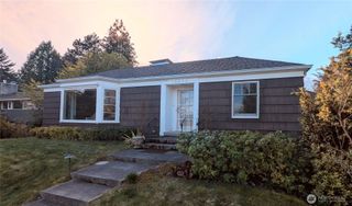 16255 38th Avenue NE, Lake Forest Park, WA 98155