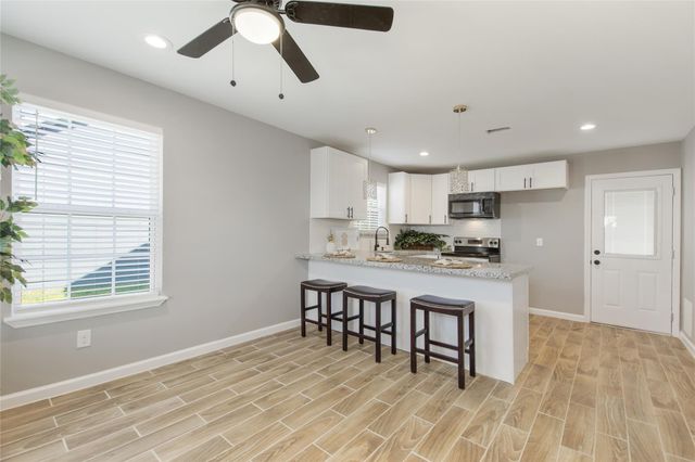 711 Hamon Drive, Pasadena, TX 77506