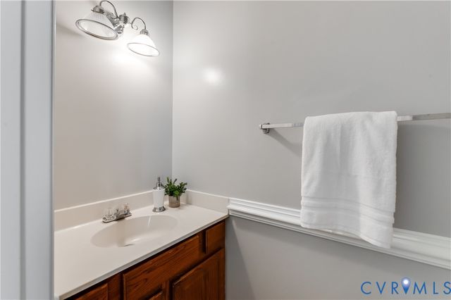 510 Red Maple Dr, Manakin Sabot, VA 23103