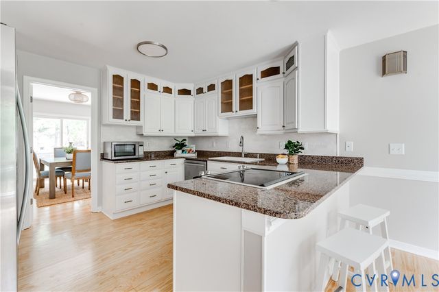 510 Red Maple Dr, Manakin Sabot, VA 23103