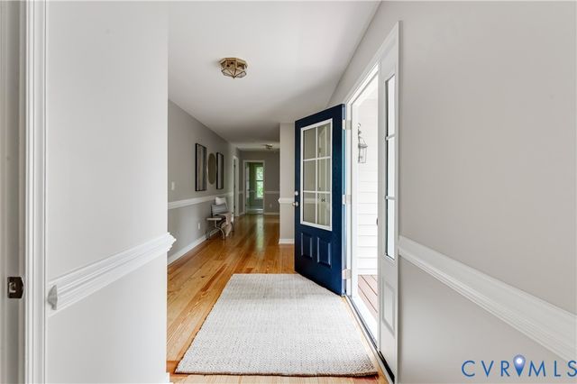 510 Red Maple Dr, Manakin Sabot, VA 23103