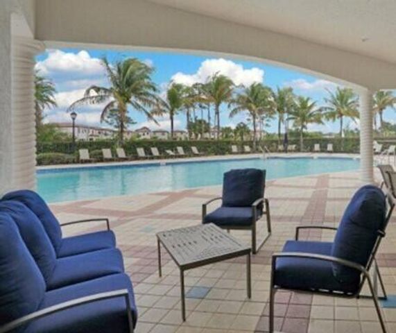 4208 Napoli Lake Drive, Riviera Beach, FL 33410