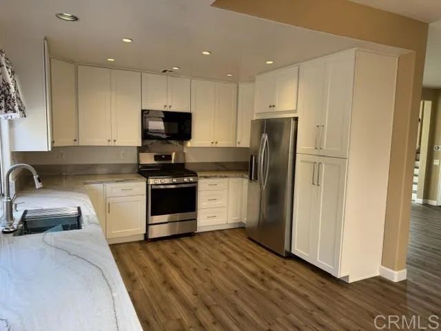 1554 Prima Vera, Oceanside, CA 92056