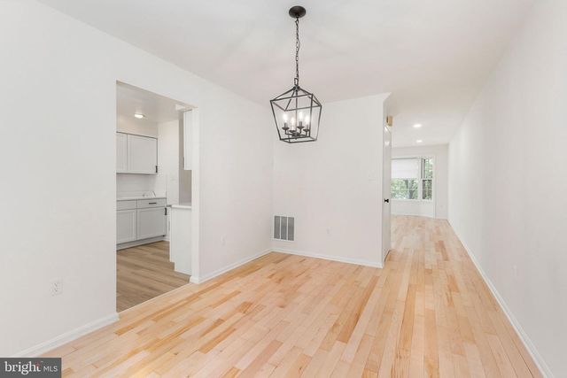 4215 SLEEPY LAKE DR, Fairfax, VA 22033