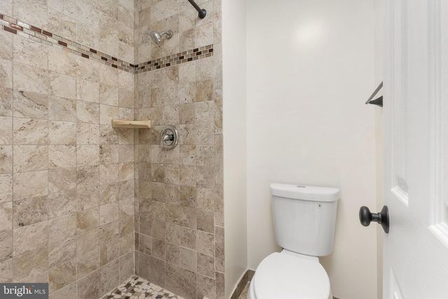 4215 SLEEPY LAKE DR, Fairfax, VA 22033