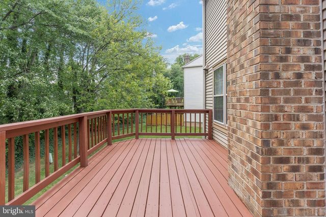 4215 SLEEPY LAKE DR, Fairfax, VA 22033