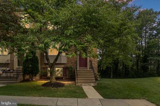 4215 SLEEPY LAKE DR, Fairfax, VA 22033